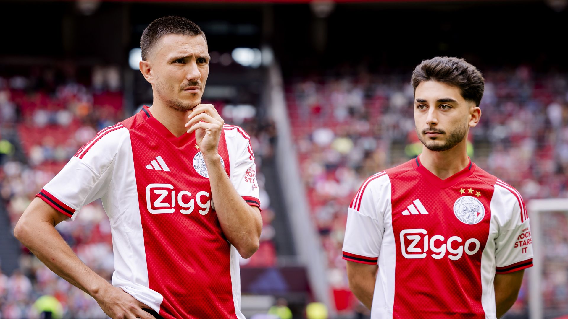 阿贾克斯新援：我从小就崇拜C罗，但亚马尔的盘带比他更厉害