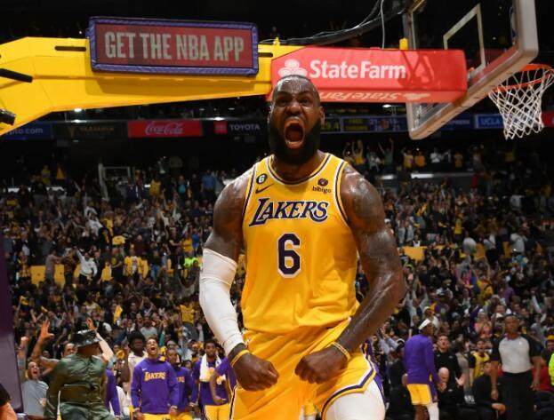 詹姆斯：奔四男人像28岁时那样战斗 又打动多少人？