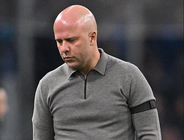 九游体育APP官方下载-卡拉格：球迷应给予斯洛特更多尊重，对他的批评已经明显越界